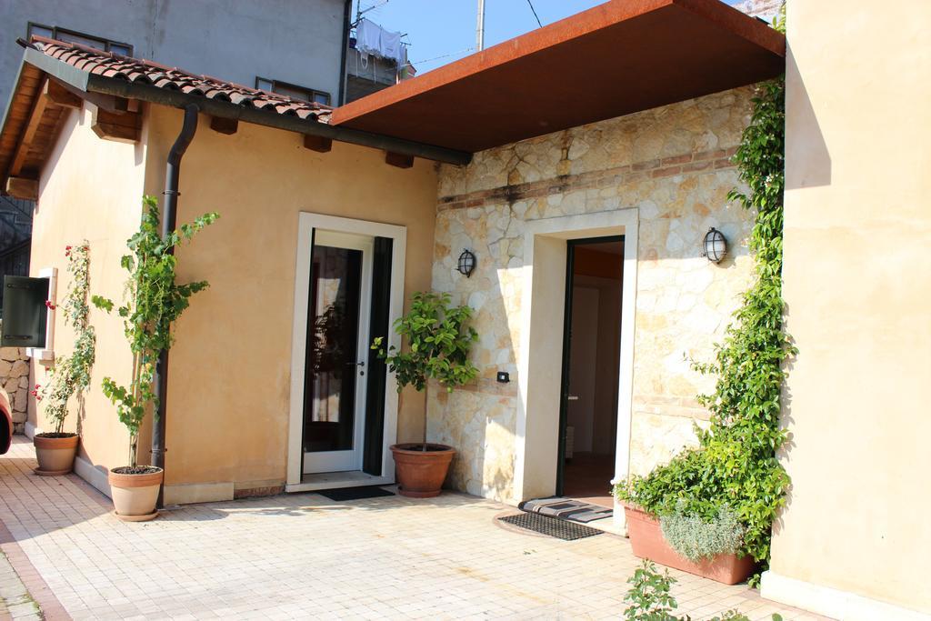 La Casetta Del Tiglio Bed & Breakfast Arcugnano Room photo
