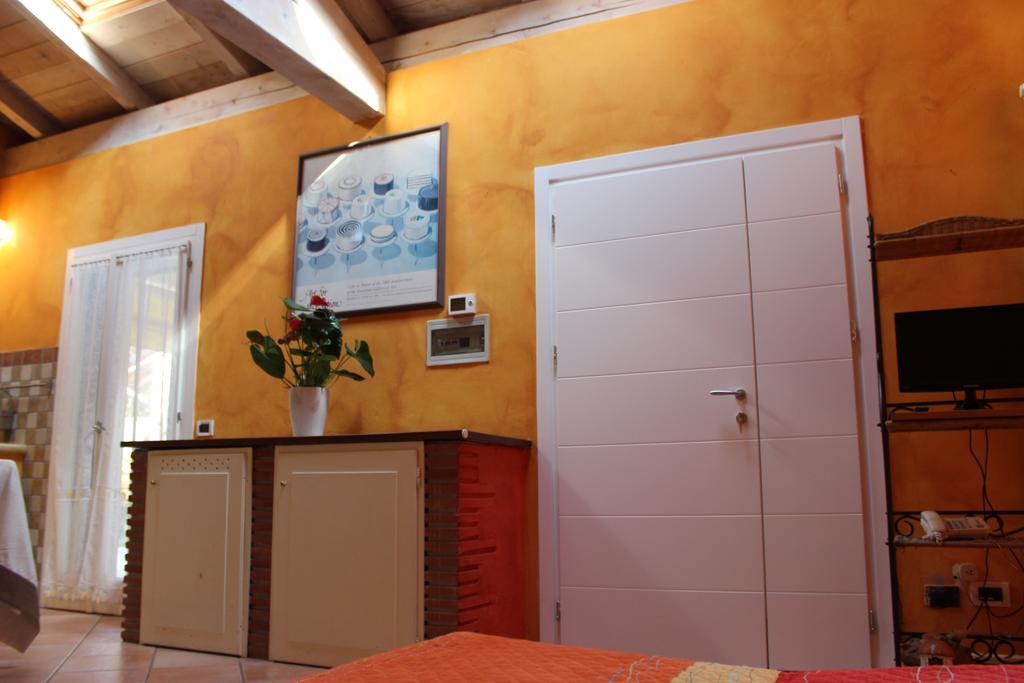 La Casetta Del Tiglio Bed & Breakfast Arcugnano Exterior photo